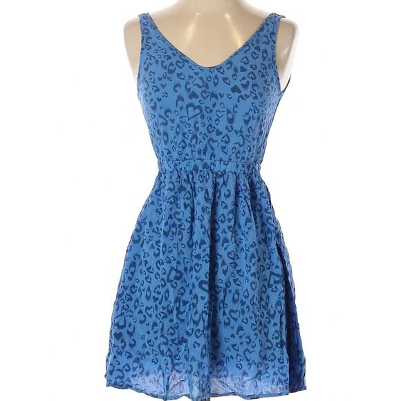 H&M Dresses & Skirts - H&M | blue leopard print heart mini dress size 4 Valentines Day